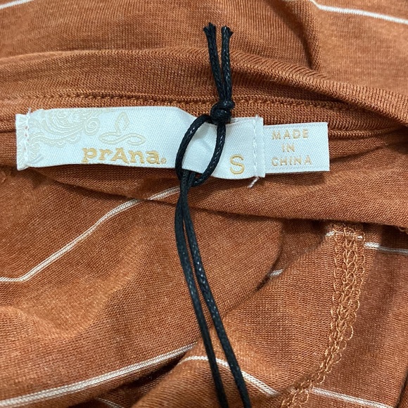 PRANA Foundation Pocket Scoop Neck Tank - Women - Picture 6 of 8